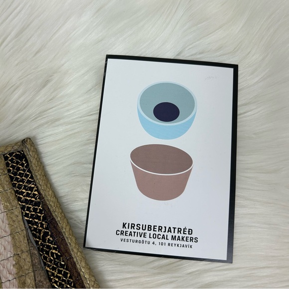 NWT Disa Artisanal Fish Skin Handmade in Iceland Clutch Bag OS - Picture 2 of 8